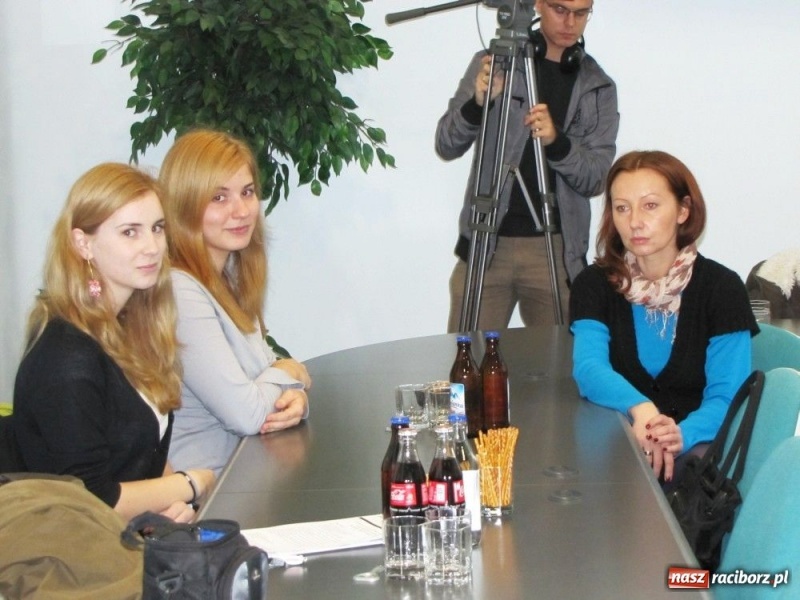 Zdjęcie w galerii na portalu naszraciborz.pl: Piórem i pędzlem promują trzeźwość wiadomości z regionu