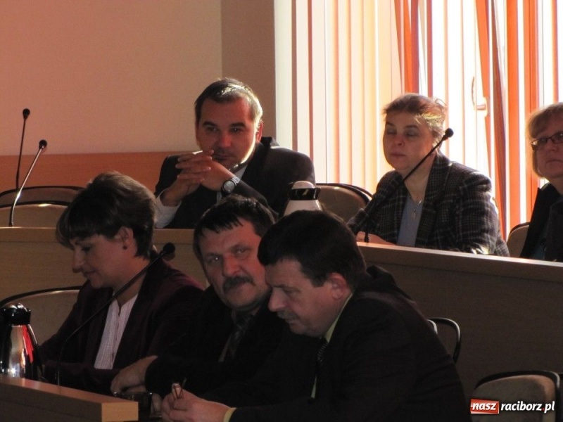 Zdjęcie w galerii na portalu naszraciborz.pl: Zadowolony urzędnik to sprawny urząd wiadomości z regionu