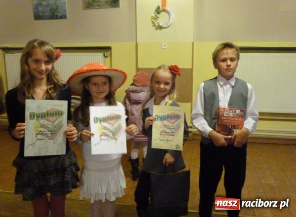 Zdjęcie w galerii na portalu naszraciborz.pl: Jesienne bajanie mistrza Brzechwy wiadomości z regionu