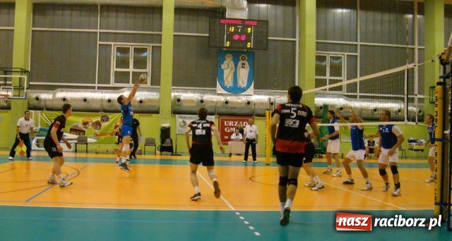 Zdjęcie w galerii na portalu naszraciborz.pl: Ambitna gra, niestety kiepski wynik wiadomości z regionu