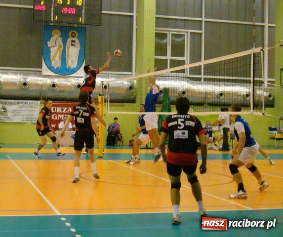 Zdjęcie w galerii na portalu naszraciborz.pl: Ambitna gra, niestety kiepski wynik wiadomości z regionu