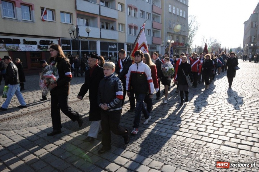 Zdjęcie w galerii na portalu naszraciborz.pl: Nie wystarczy tylko niepodległość wiadomości z regionu