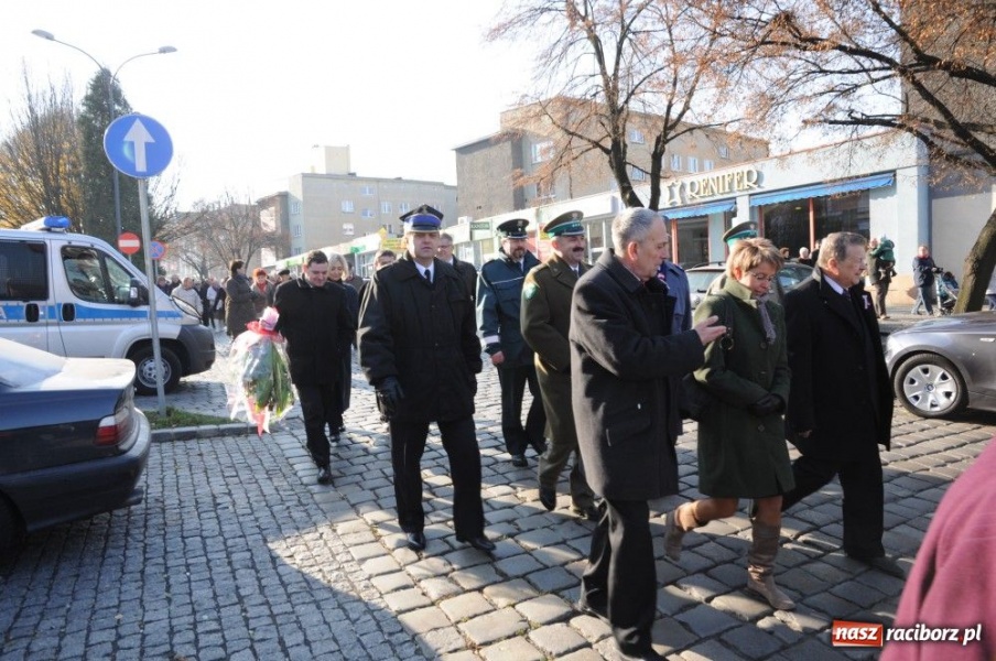 Zdjęcie w galerii na portalu naszraciborz.pl: Nie wystarczy tylko niepodległość wiadomości z regionu