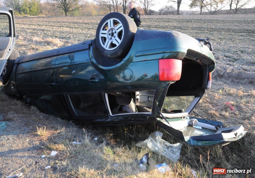 Zdjęcie w galerii na portalu naszraciborz.pl: Śmiertelny wypadek pod Szonowicami wiadomości z regionu