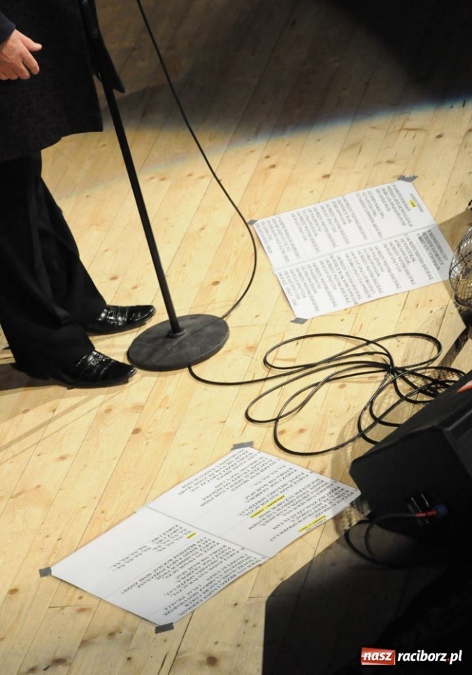 Zdjęcie w galerii na portalu naszraciborz.pl: Krzysztof Krawczyk wzruszał seniorów wiadomości z regionu