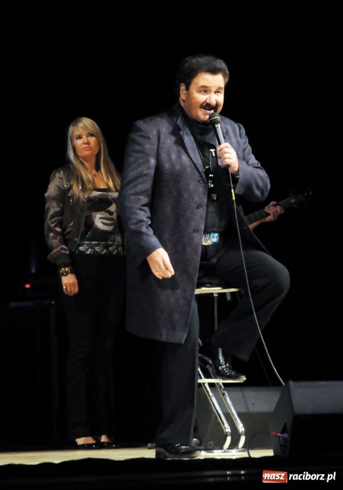 Zdjęcie w galerii na portalu naszraciborz.pl: Krzysztof Krawczyk wzruszał seniorów wiadomości z regionu