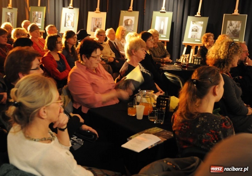 Zdjęcie w galerii na portalu naszraciborz.pl: 14. Almanach na 100-lecie Strzechy wiadomości z regionu