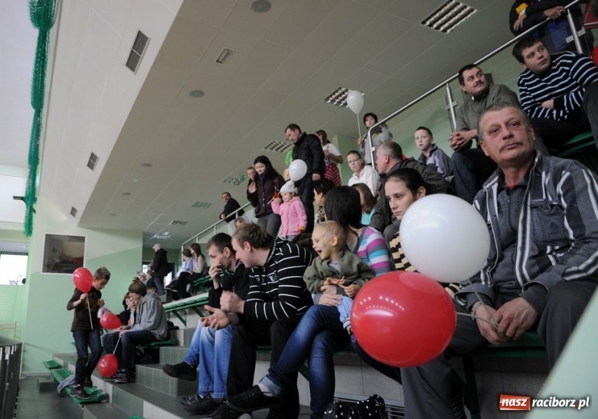 Zdjęcie w galerii na portalu naszraciborz.pl: 16:2 dla unitek w meczu z SuperW wiadomości z regionu