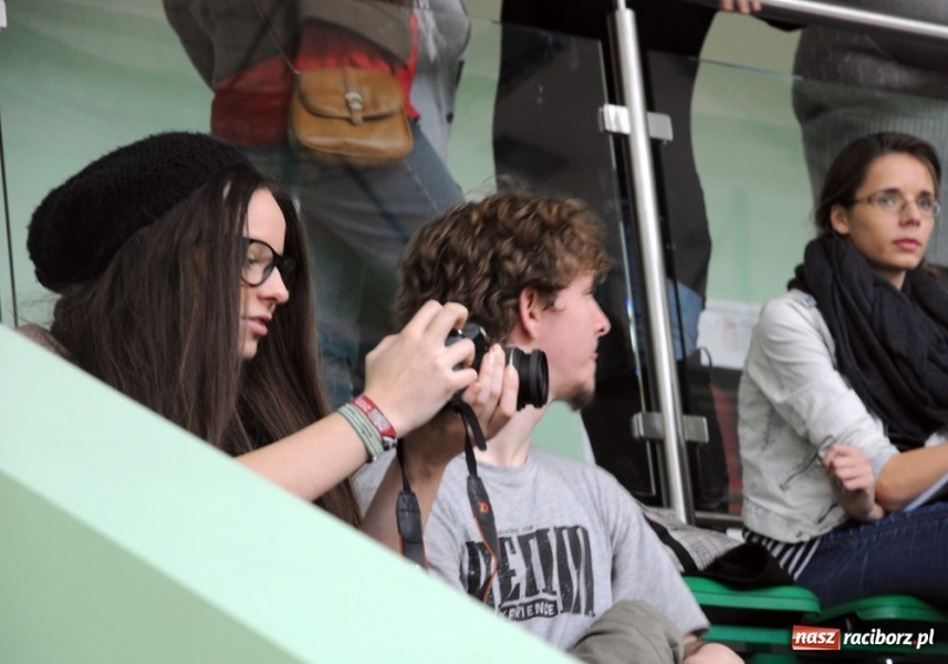 Zdjęcie w galerii na portalu naszraciborz.pl: 16:2 dla unitek w meczu z SuperW wiadomości z regionu