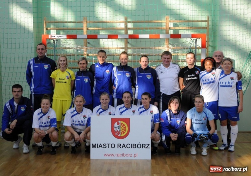 Zdjęcie w galerii na portalu naszraciborz.pl: 16:2 dla unitek w meczu z SuperW wiadomości z regionu