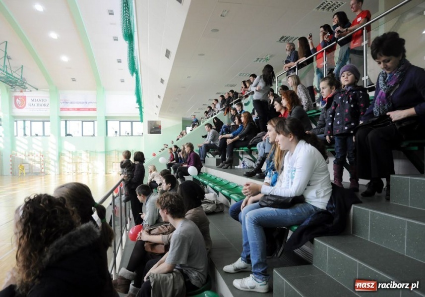 Zdjęcie w galerii na portalu naszraciborz.pl: 16:2 dla unitek w meczu z SuperW wiadomości z regionu