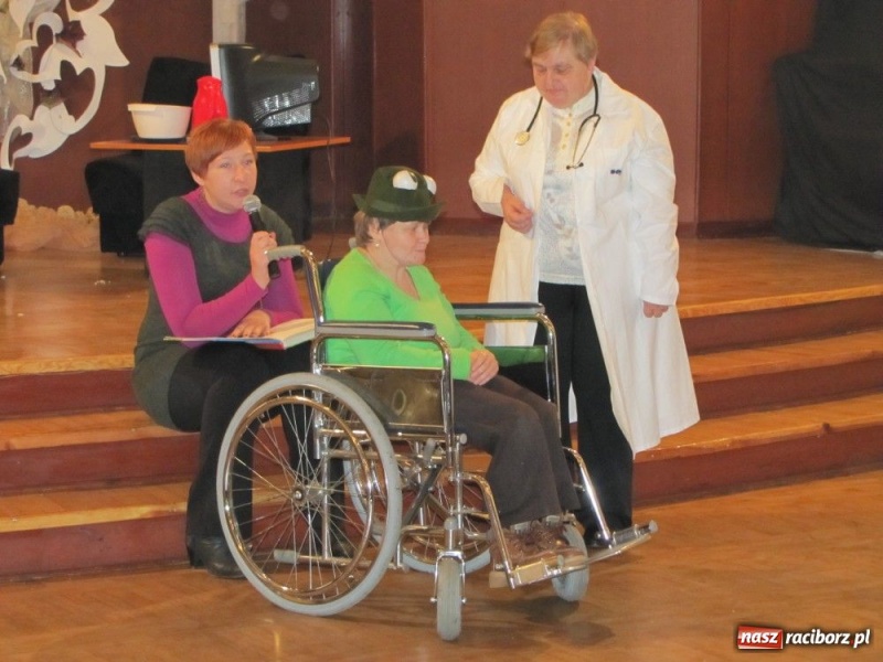 Zdjęcie w galerii na portalu naszraciborz.pl: Dzieci dzieciom w Tworkowie wiadomości z regionu