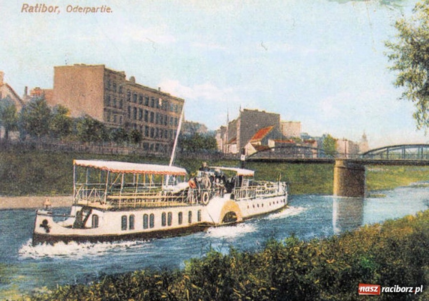 Zdjęcie w galerii na portalu naszraciborz.pl: Przystań wodniacka czy kostka Rubika? wiadomości z regionu