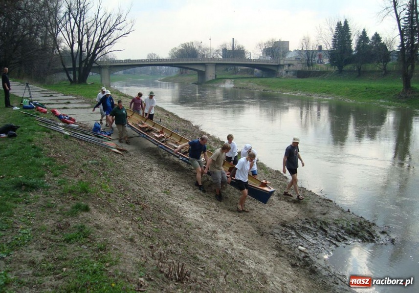 Zdjęcie w galerii na portalu naszraciborz.pl: Przystań wodniacka czy kostka Rubika? wiadomości z regionu