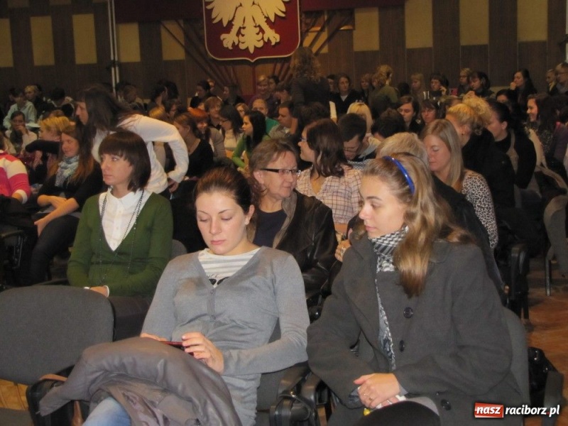 Zdjęcie w galerii na portalu naszraciborz.pl: Chcą być młodzi i bogaci... wiadomości z regionu