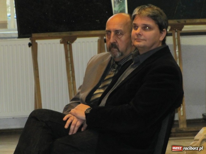 Zdjęcie w galerii na portalu naszraciborz.pl: Chcą być młodzi i bogaci... wiadomości z regionu