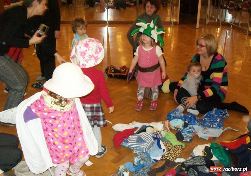 Zdjęcie w galerii na portalu naszraciborz.pl: Fikusie robiły przymiarki wiadomości z regionu