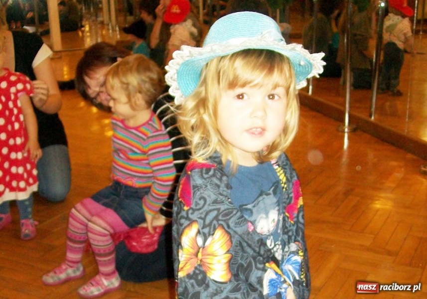 Zdjęcie w galerii na portalu naszraciborz.pl: Fikusie robiły przymiarki wiadomości z regionu