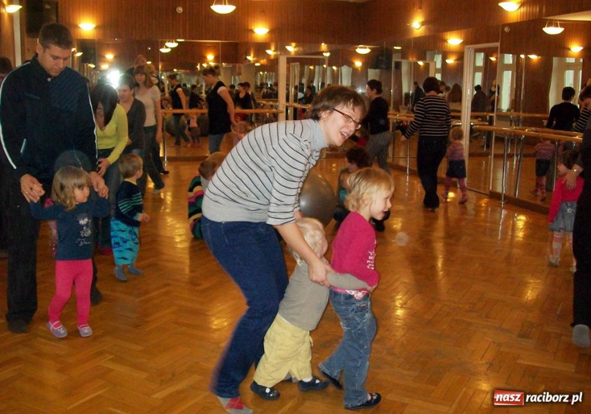 Zdjęcie w galerii na portalu naszraciborz.pl: Fikusie robiły przymiarki wiadomości z regionu