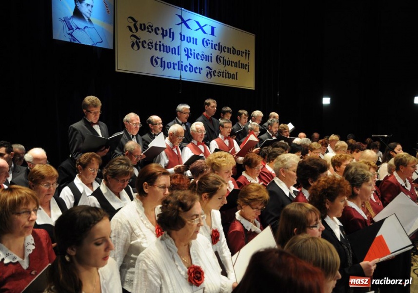 Zdjęcie w galerii na portalu naszraciborz.pl: Grand Prix dla chóru z Brzezia wiadomości z regionu
