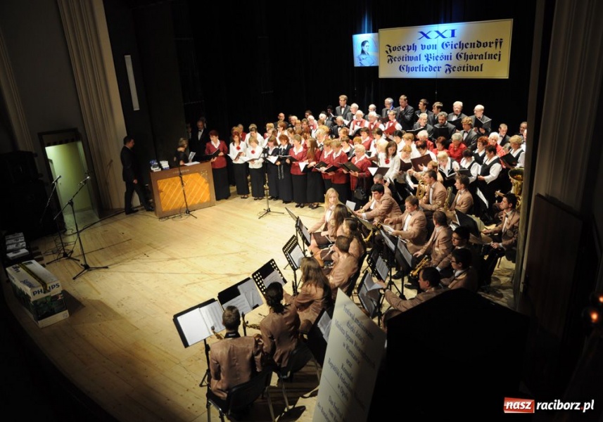 Zdjęcie w galerii na portalu naszraciborz.pl: Grand Prix dla chóru z Brzezia wiadomości z regionu