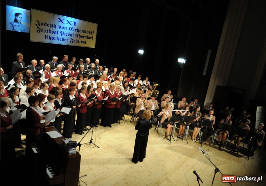Zdjęcie w galerii na portalu naszraciborz.pl: Grand Prix dla chóru z Brzezia wiadomości z regionu