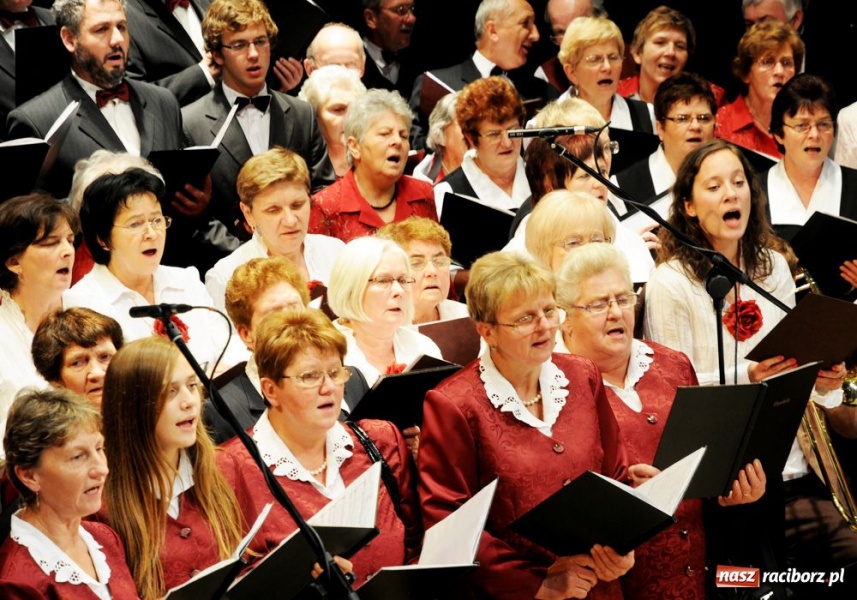 Zdjęcie w galerii na portalu naszraciborz.pl: Grand Prix dla chóru z Brzezia wiadomości z regionu