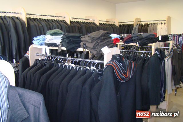 Zdjęcie w galerii na portalu naszraciborz.pl: AIMMS na raciborskim rynku wiadomości z regionu