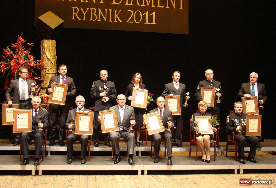 Zdjęcie w galerii na portalu naszraciborz.pl: Najlepsi odebrali Czarne Diamenty wiadomości z regionu