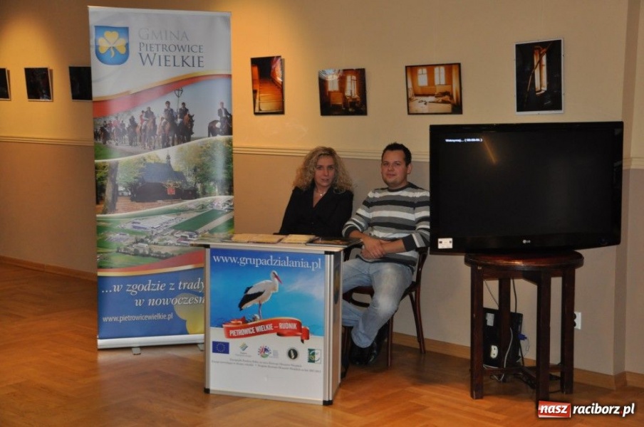 Zdjęcie w galerii na portalu naszraciborz.pl: Nie pominięto Raciborza... wiadomości z regionu