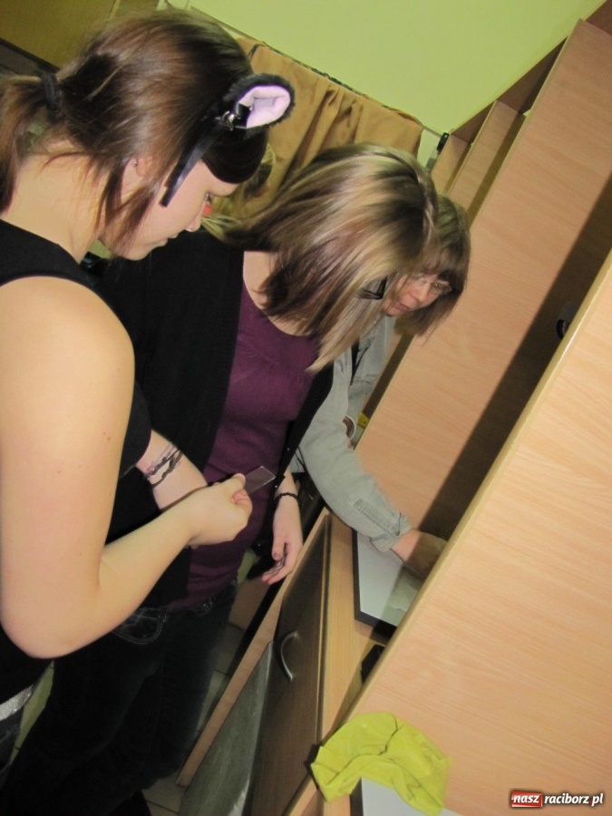 Zdjęcie w galerii na portalu naszraciborz.pl: Rzeźbili dłonie, malowali światłem... wiadomości z regionu