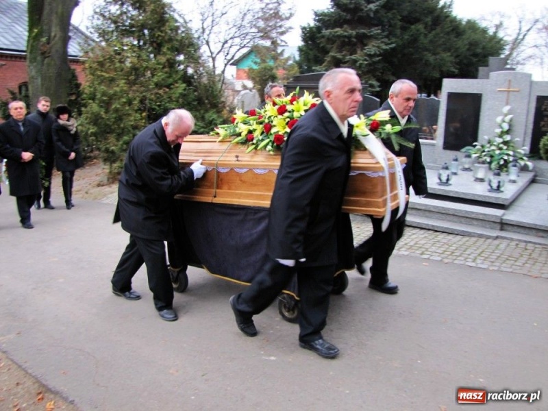 Zdjęcie w galerii na portalu naszraciborz.pl: 18 lat była dyrektorką Ekonomika... wiadomości z regionu