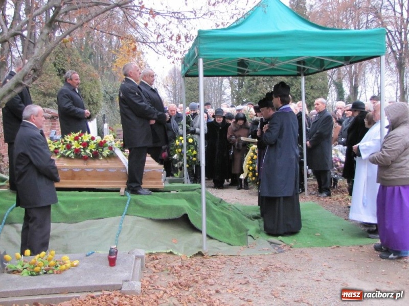 Zdjęcie w galerii na portalu naszraciborz.pl: 18 lat była dyrektorką Ekonomika... wiadomości z regionu