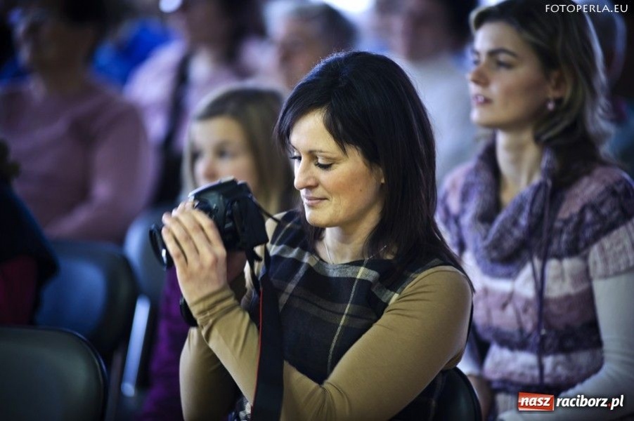 Zdjęcie w galerii na portalu naszraciborz.pl: Dominika pięknie śpiewała po morawsku wiadomości z regionu