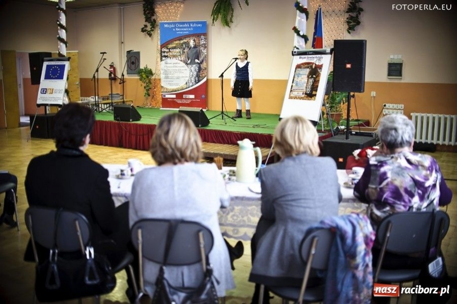 Zdjęcie w galerii na portalu naszraciborz.pl: Dominika pięknie śpiewała po morawsku wiadomości z regionu