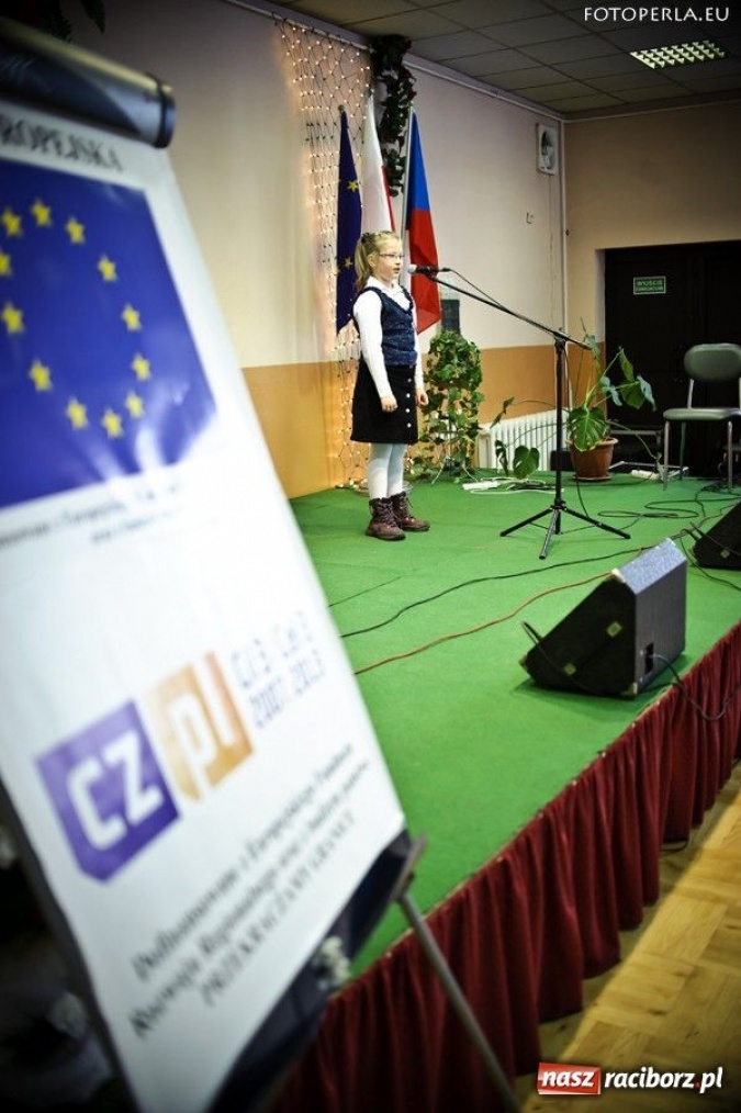 Zdjęcie w galerii na portalu naszraciborz.pl: Dominika pięknie śpiewała po morawsku wiadomości z regionu