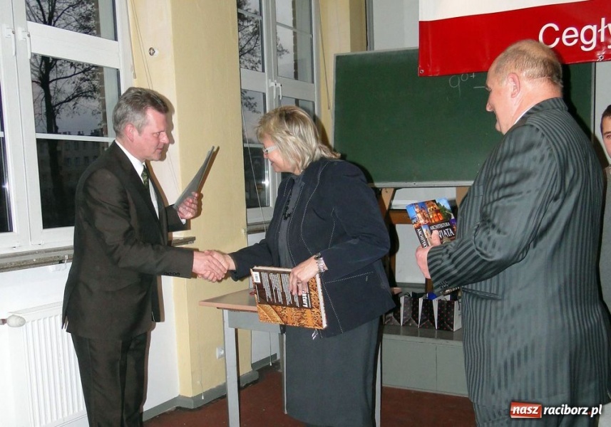 Zdjęcie w galerii na portalu naszraciborz.pl: Budująca rywalizacja w Budowlance wiadomości z regionu