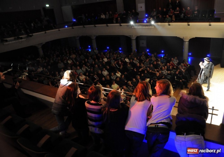 Zdjęcie w galerii na portalu naszraciborz.pl: Marcin Daniec w raciborskiej La Scali wiadomości z regionu