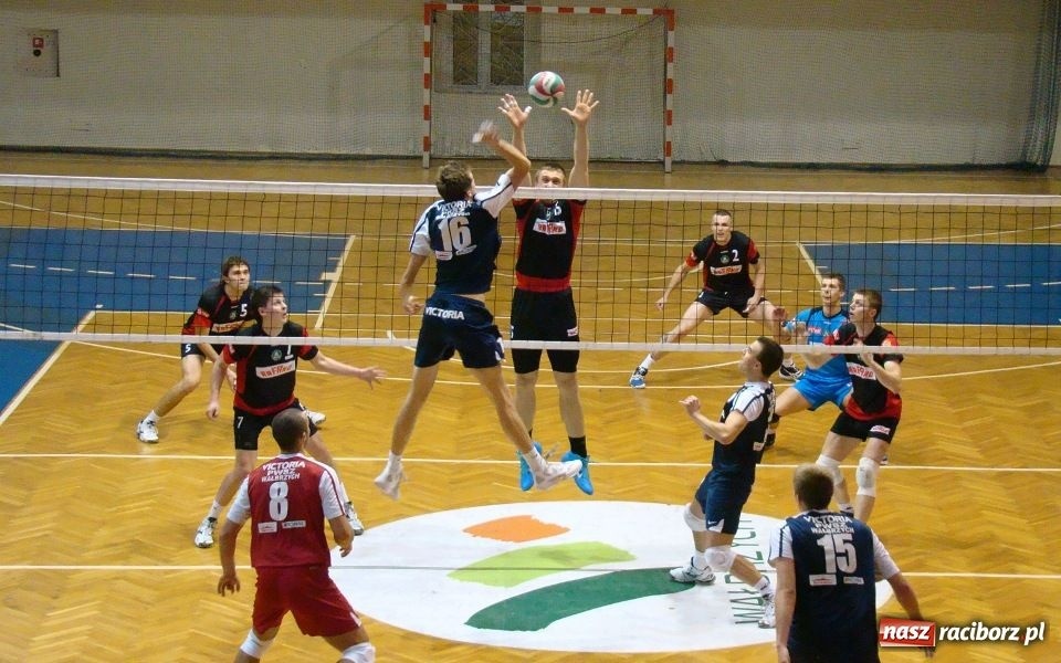 Zdjęcie w galerii na portalu naszraciborz.pl: AZS Rafako wraca z Wałbrzycha z tarczą  wiadomości z regionu