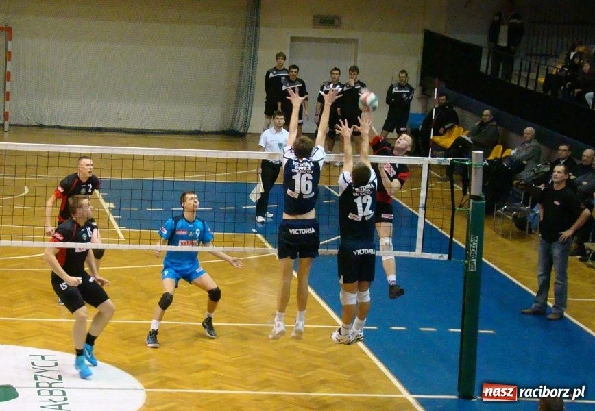 Zdjęcie w galerii na portalu naszraciborz.pl: AZS Rafako wraca z Wałbrzycha z tarczą  wiadomości z regionu