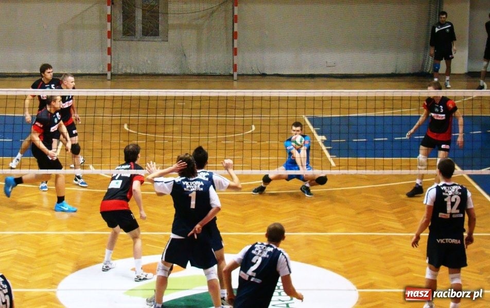 Zdjęcie w galerii na portalu naszraciborz.pl: AZS Rafako wraca z Wałbrzycha z tarczą  wiadomości z regionu