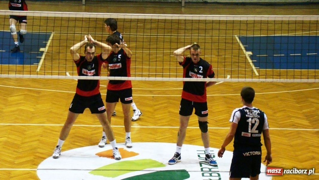 Zdjęcie w galerii na portalu naszraciborz.pl: AZS Rafako wraca z Wałbrzycha z tarczą  wiadomości z regionu