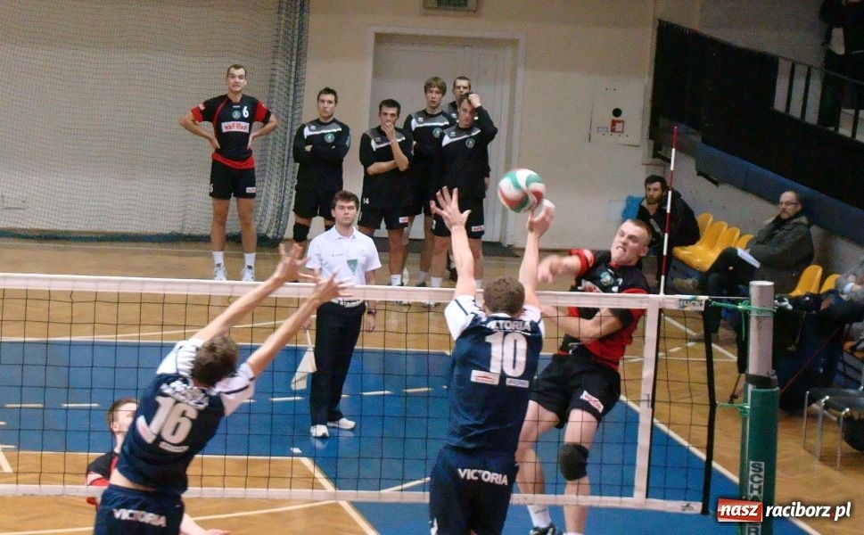 Zdjęcie w galerii na portalu naszraciborz.pl: AZS Rafako wraca z Wałbrzycha z tarczą  wiadomości z regionu