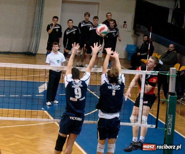 Zdjęcie w galerii na portalu naszraciborz.pl: AZS Rafako wraca z Wałbrzycha z tarczą  wiadomości z regionu