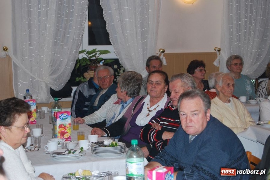 Zdjęcie w galerii na portalu naszraciborz.pl: Pamiętajmy o naszych seniorach wiadomości z regionu