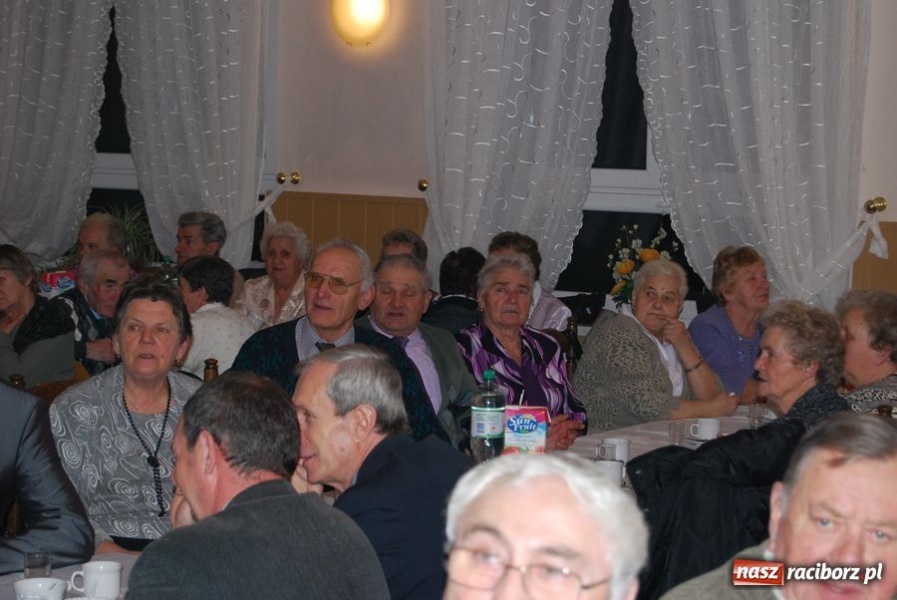 Zdjęcie w galerii na portalu naszraciborz.pl: Pamiętajmy o naszych seniorach wiadomości z regionu