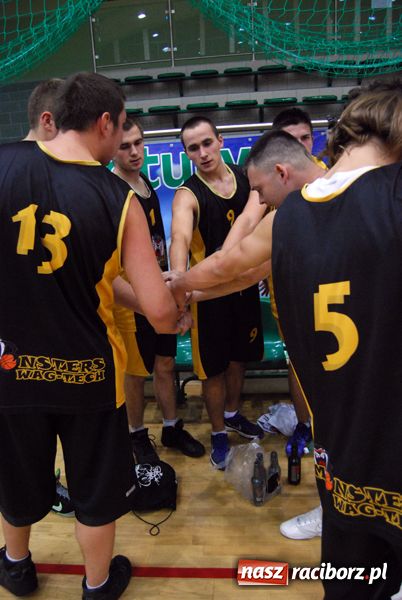 Zdjęcie w galerii na portalu naszraciborz.pl: Po VI kolejce Dywyta na czele tabeli wiadomości z regionu