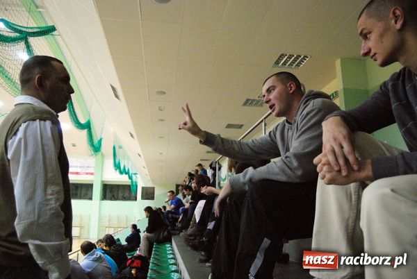 Zdjęcie w galerii na portalu naszraciborz.pl: Po VI kolejce Dywyta na czele tabeli wiadomości z regionu