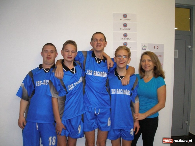 Zdjęcie w galerii na portalu naszraciborz.pl: Medale na Olimpiadach Specjalnych wiadomości z regionu