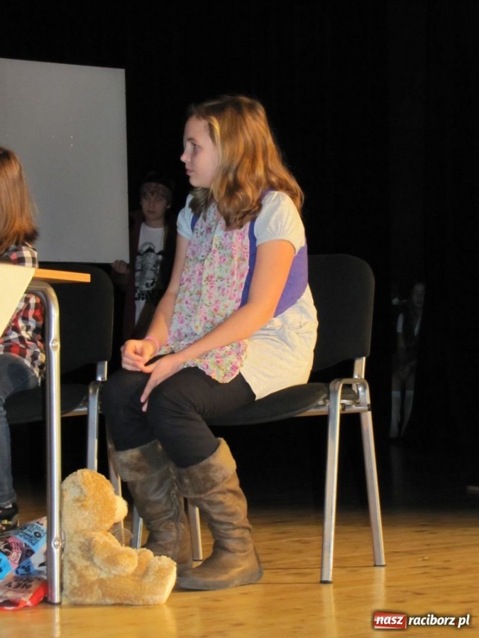 Zdjęcie w galerii na portalu naszraciborz.pl: Wołam, ale nikt nie słyszy wiadomości z regionu